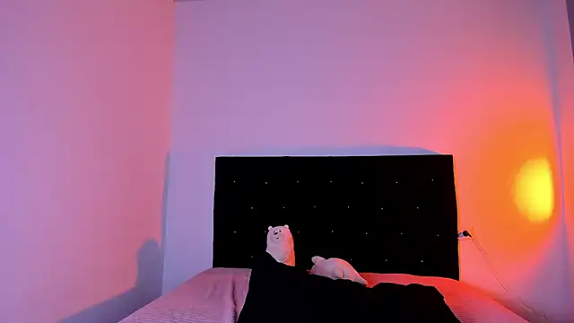 HayleyRoss_ webcam