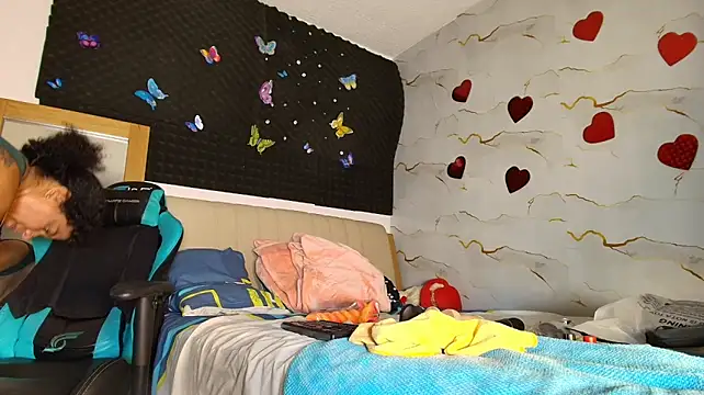 golden_goddess38 webcam