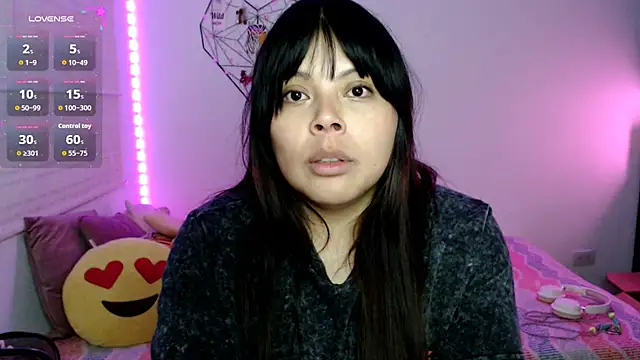 EllieMoonX webcam