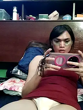 QueenSoreal webcam