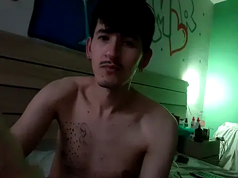 cheekyboyx webcam
