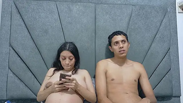 MielAndLeo webcam