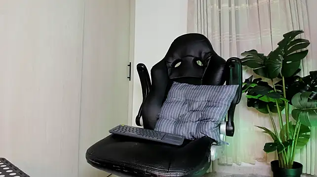Biscuit_oliva webcam