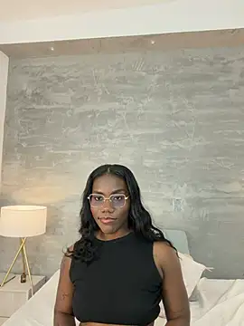 Alaia_Colins webcam