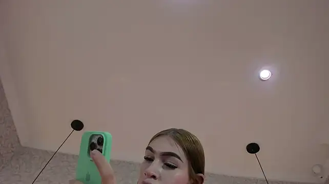 lizz_lunna webcam