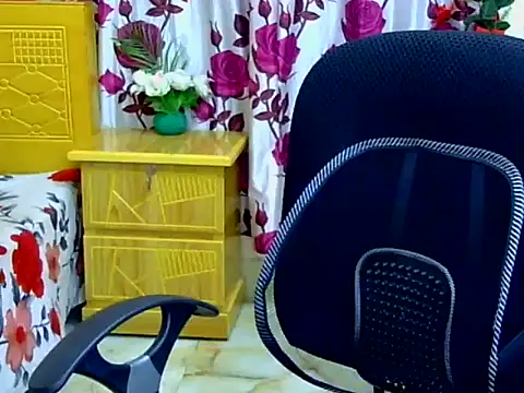 Alina_Nur webcam