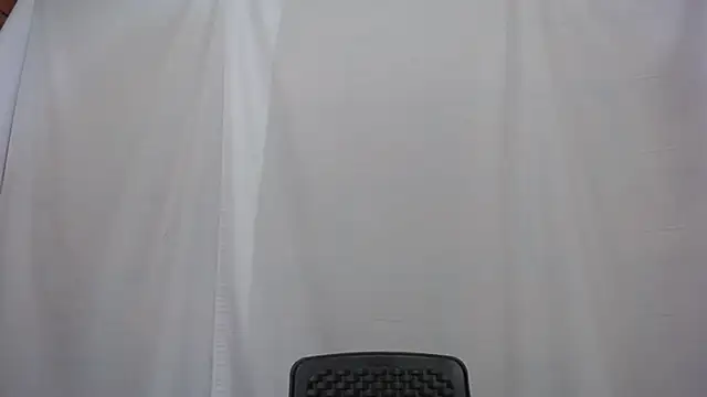 FrehiaAdams webcam