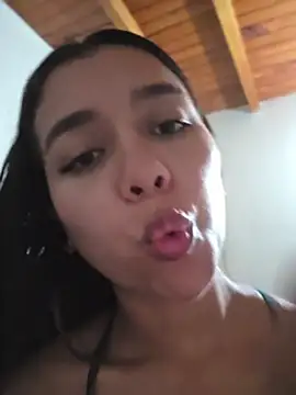 Andrea-Queen webcam