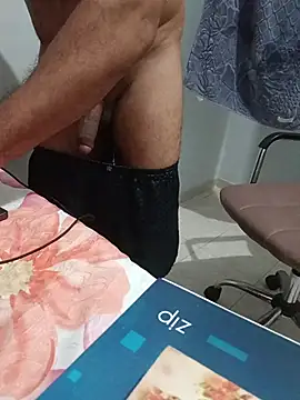 morenodiscret35 webcam