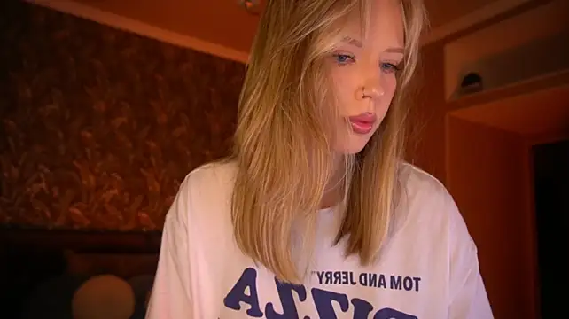 MollyyMayy webcam