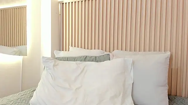 daiana_curly webcam