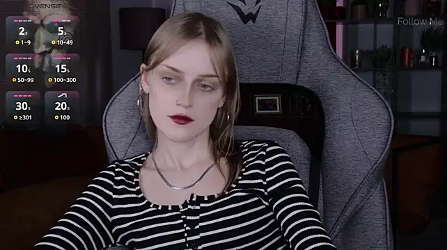 KiraMontoya webcam