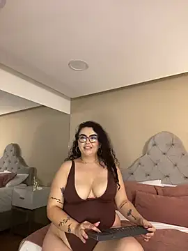 AlmaraRouge webcam