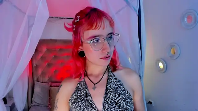 Alice__Moon__