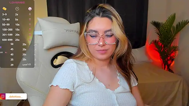 dakottaa_ webcam