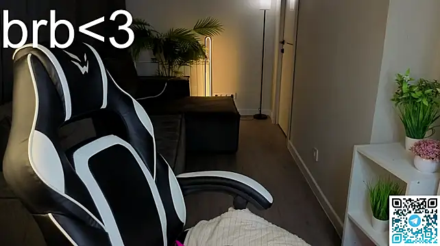 Leslie_Scott webcam