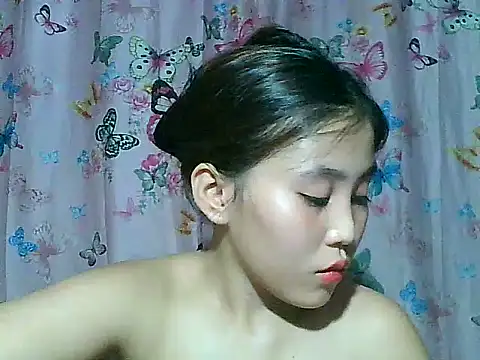 SexyAsianPussy4u webcam