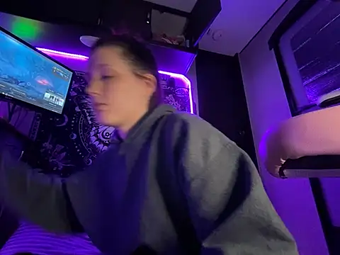 Lilactease webcam