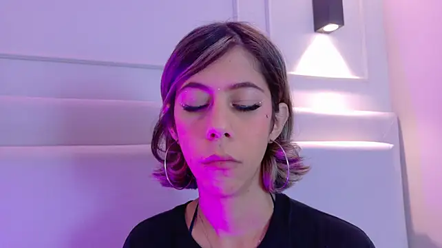 ZoeyPetit webcam