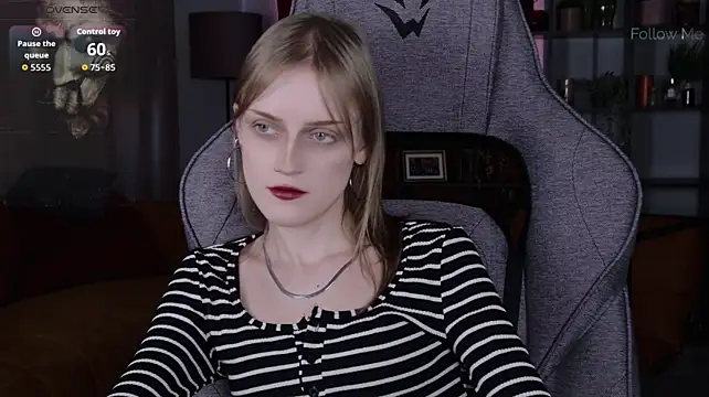 KiraMontoya webcam