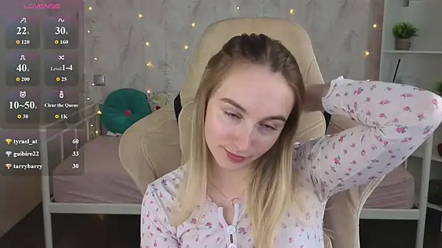 Shy_Polly webcam