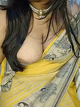 Curvy_Pooja webcam