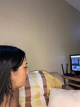 SaharQamar webcam