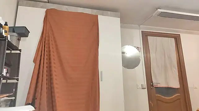 HazyLoom live cam on StripChat