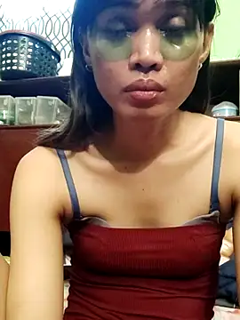 QueenSoreal webcam