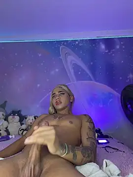 Thalia_girl21 live cam on StripChat