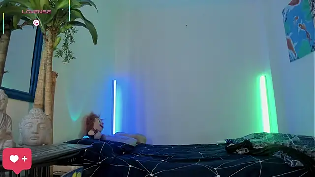 Naughty_Blue webcam