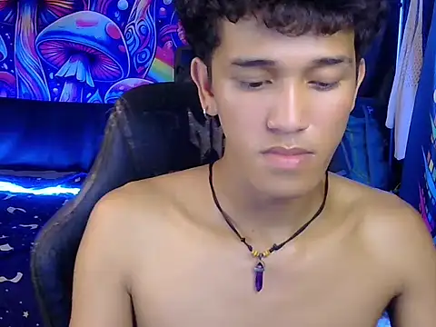 hugekenbigcock webcam