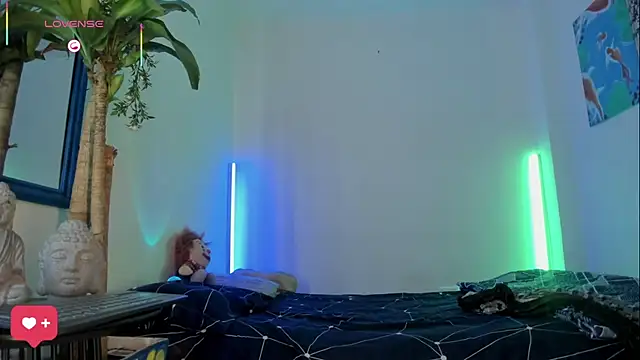 Naughty_Blue webcam