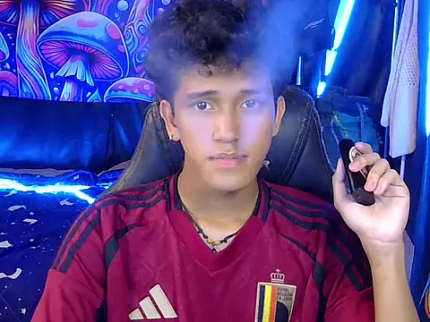 hugekenbigcock