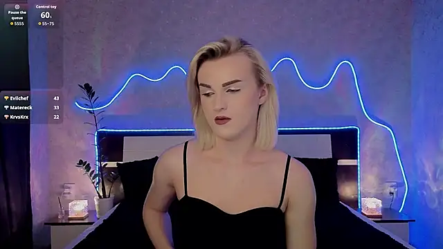 Модель: sexyblondee69