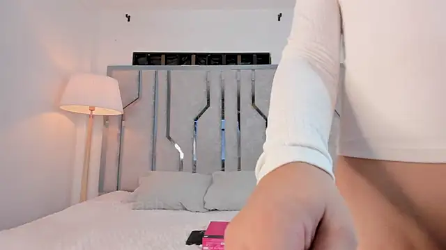 _Saraah webcam