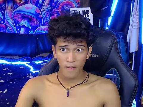 hugekenbigcock webcam