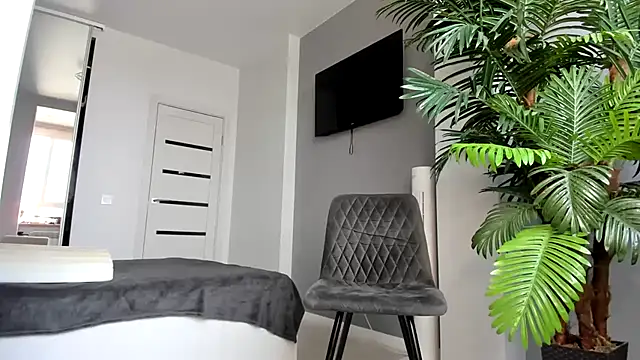 love_is_ webcam