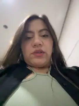 Bella_Pascualina webcam