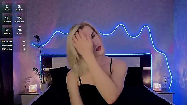 モデル: sexyblondee69