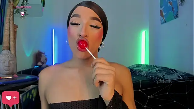 Naughty_Blue webcam
