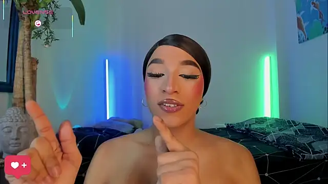 Naughty_Blue webcam