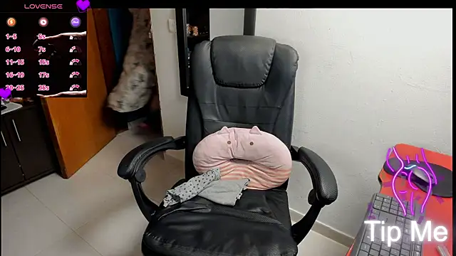 peanut_tangerine webcam