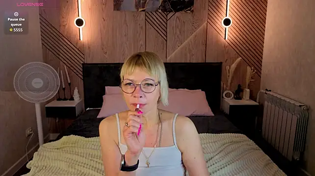 Ann_Annise live sex cam