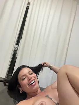 Rafaellaz live cam