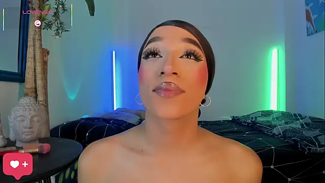 Naughty_Blue webcam