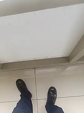 BiGdick_98p webcam