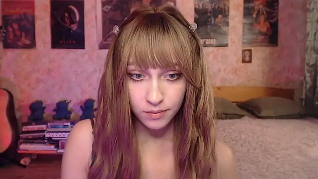 Friendly_Ellie webcam