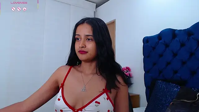 Lili666_ webcam