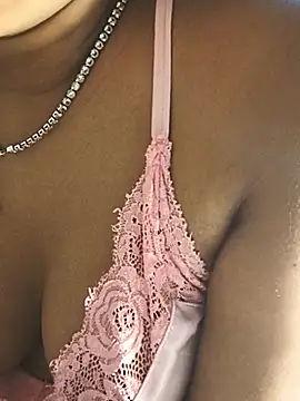 DIRTYSECRET_QUEEN_07 webcam